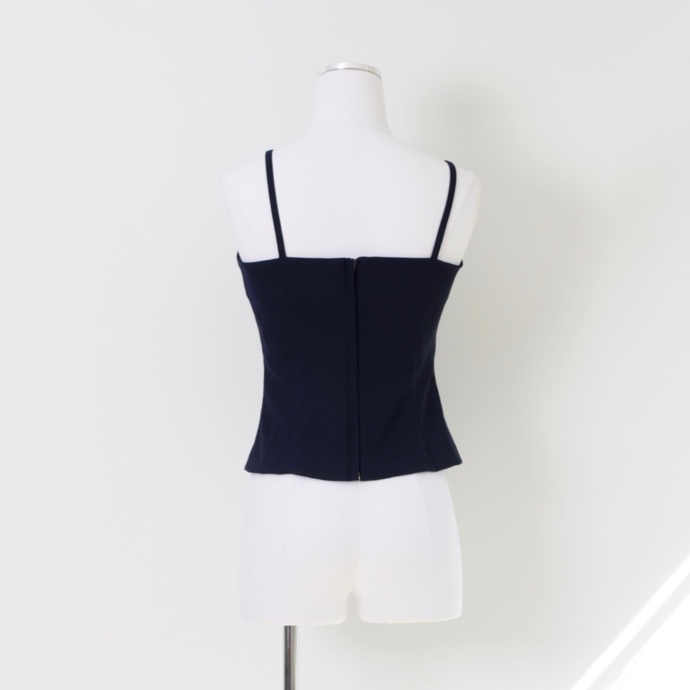 90's Vintage Straight Neck Tailored Tank - Picture 4 of 4